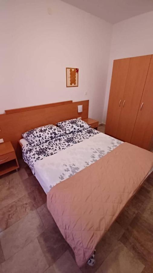Apartments Senka Orebić Extérieur photo